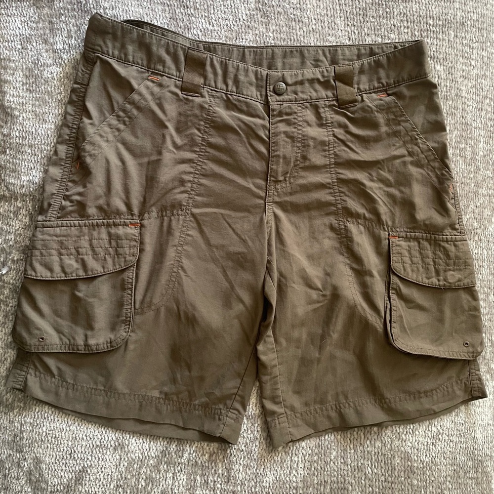 Women’s Columbia Omni-Shade Shorts Size 10
